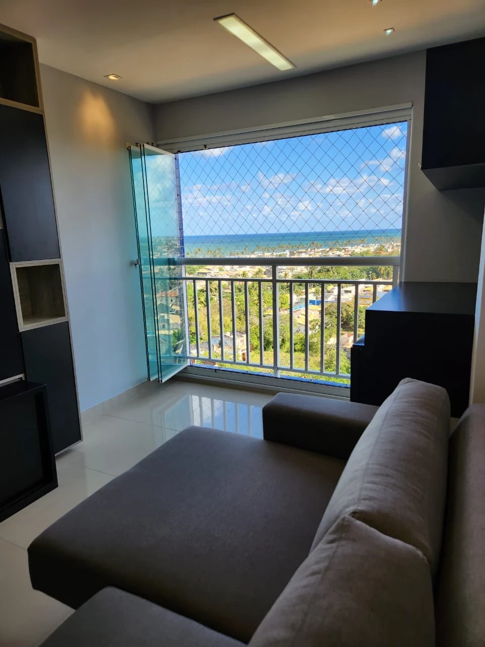 Imagem Apartamento com 2 Quartos à Venda ou Locação, 65 m² em Buraquinho - Lauro de Freitas