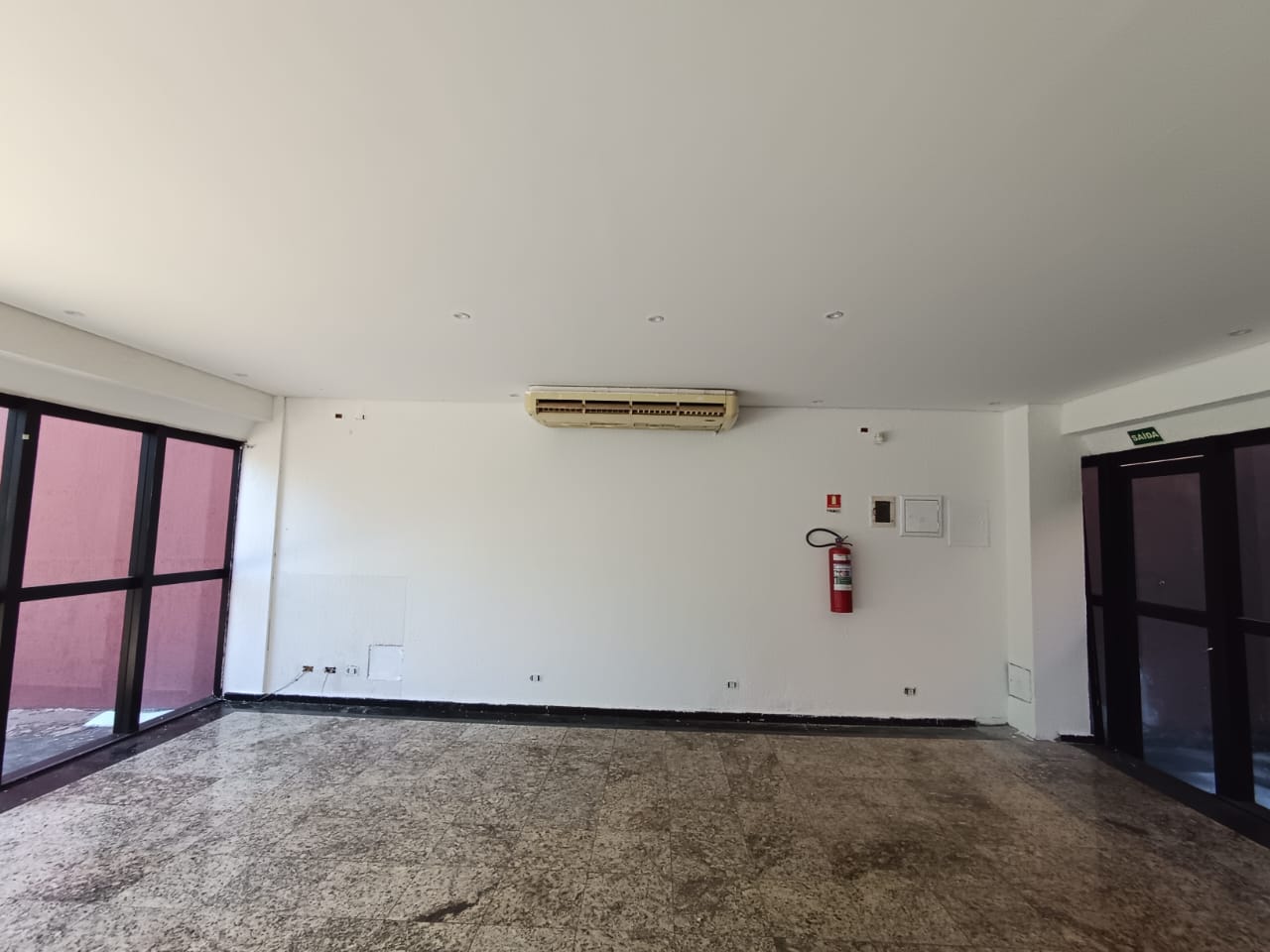 Foto do imóvel: Galpão à Venda, 1.655 m² em Atibaia Jardim - Atibaia
