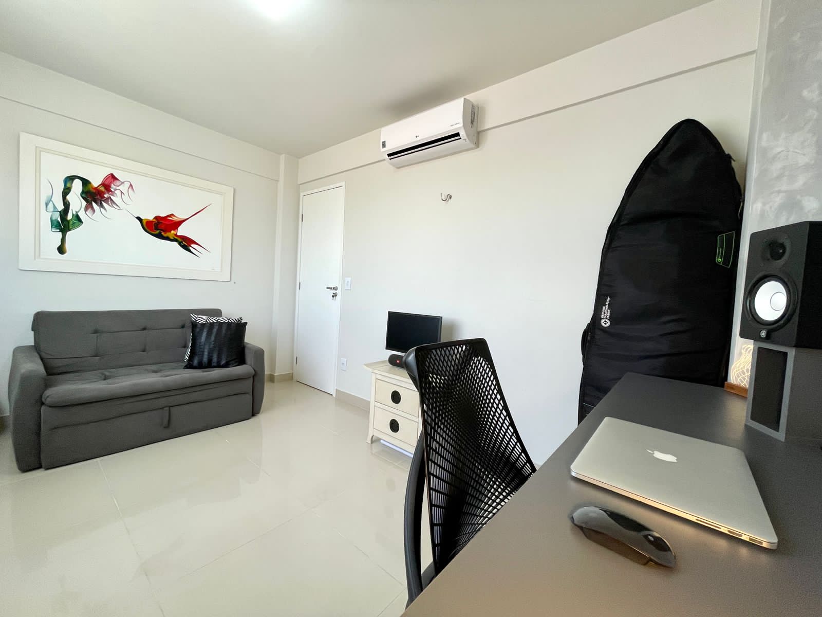 Imagem Apartamento com 3 Quartos à Venda, 75 m²em Tirol - Natal