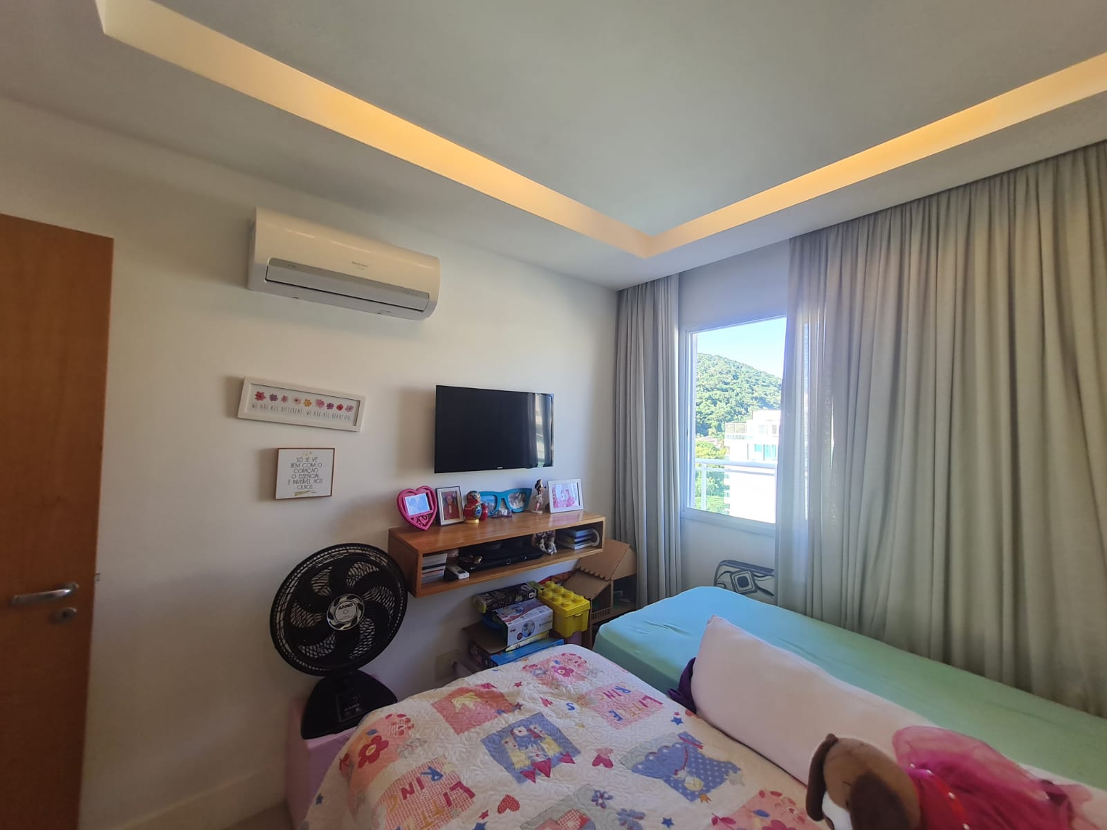 Imagem Apartamento com 3 Quartos à Venda, 280 m²em Camboinhas - Niterói
