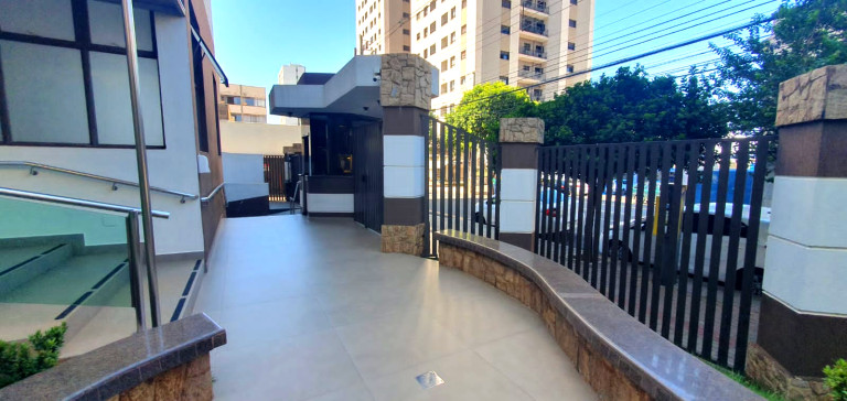 Imagem Apartamento com 2 Quartos à Venda ou Locação, 78 m²em Centro - Londrina