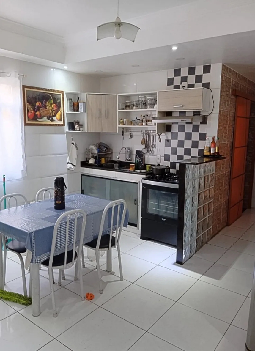 Imagem Casa com 3 Quartos à Venda, 132 m² em Laranjal - São Gonçalo