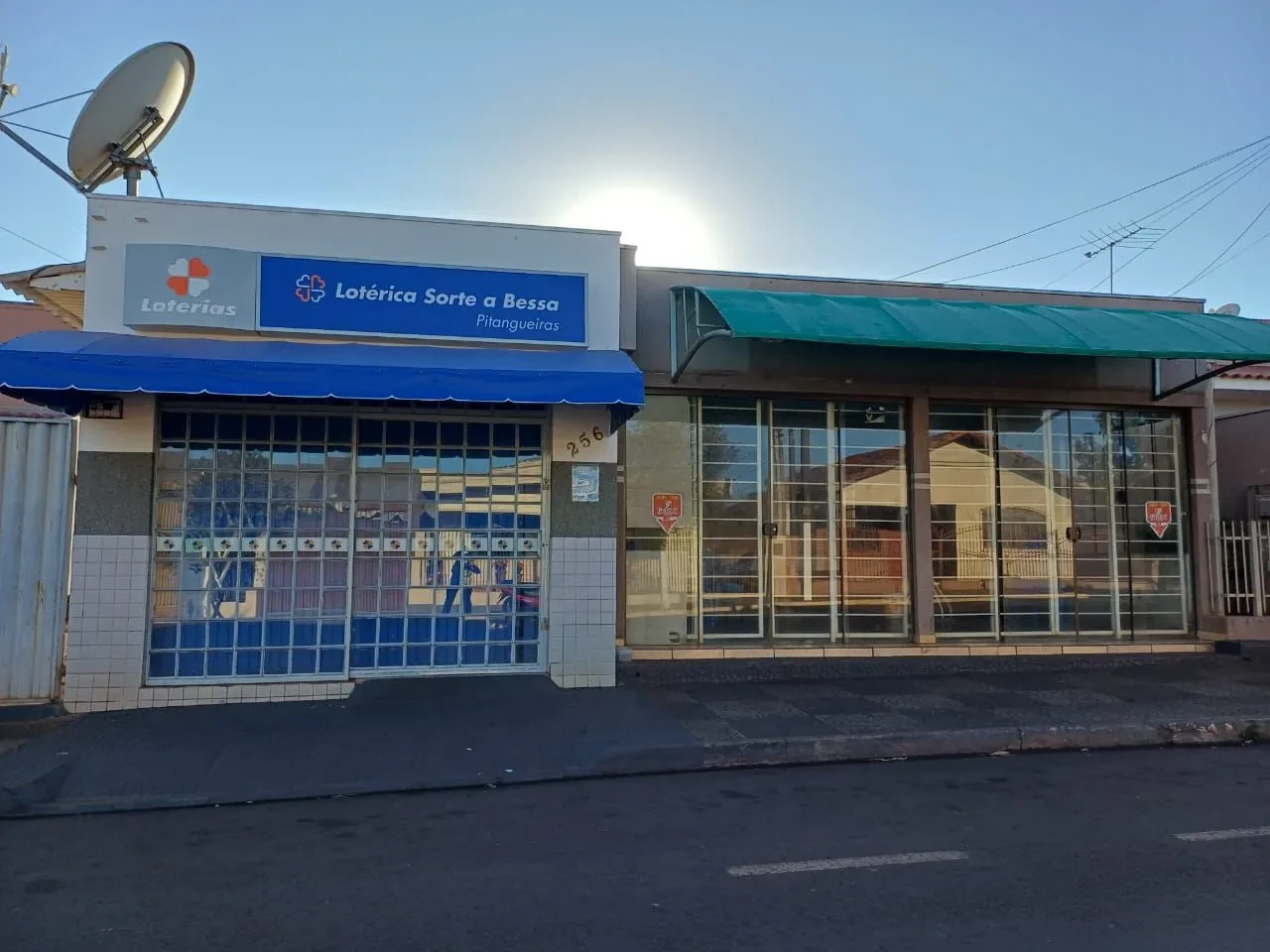 Imóvel Comercial à Venda, 170 m² em Pitangueiras - Pitangueiras
