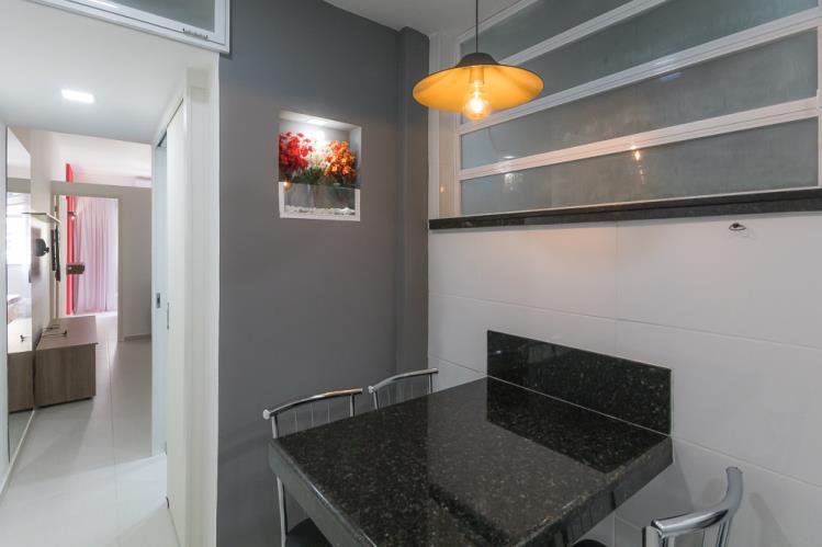 Imagem Apartamento com 1 Quarto à Venda ou Temporada, 45 m²em Copacabana - Rio de Janeiro