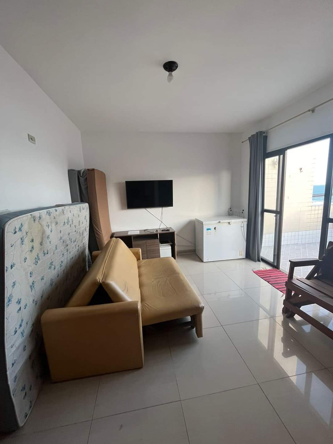 Imagem Cobertura com 1 Quarto à Venda, 84 m² em Maracanã - Praia Grande
