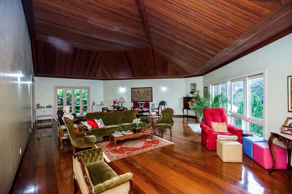 Imagem Casa de Condomínio com 9 Quartos à Venda, 520 m² em Itaipava - Petrópolis
