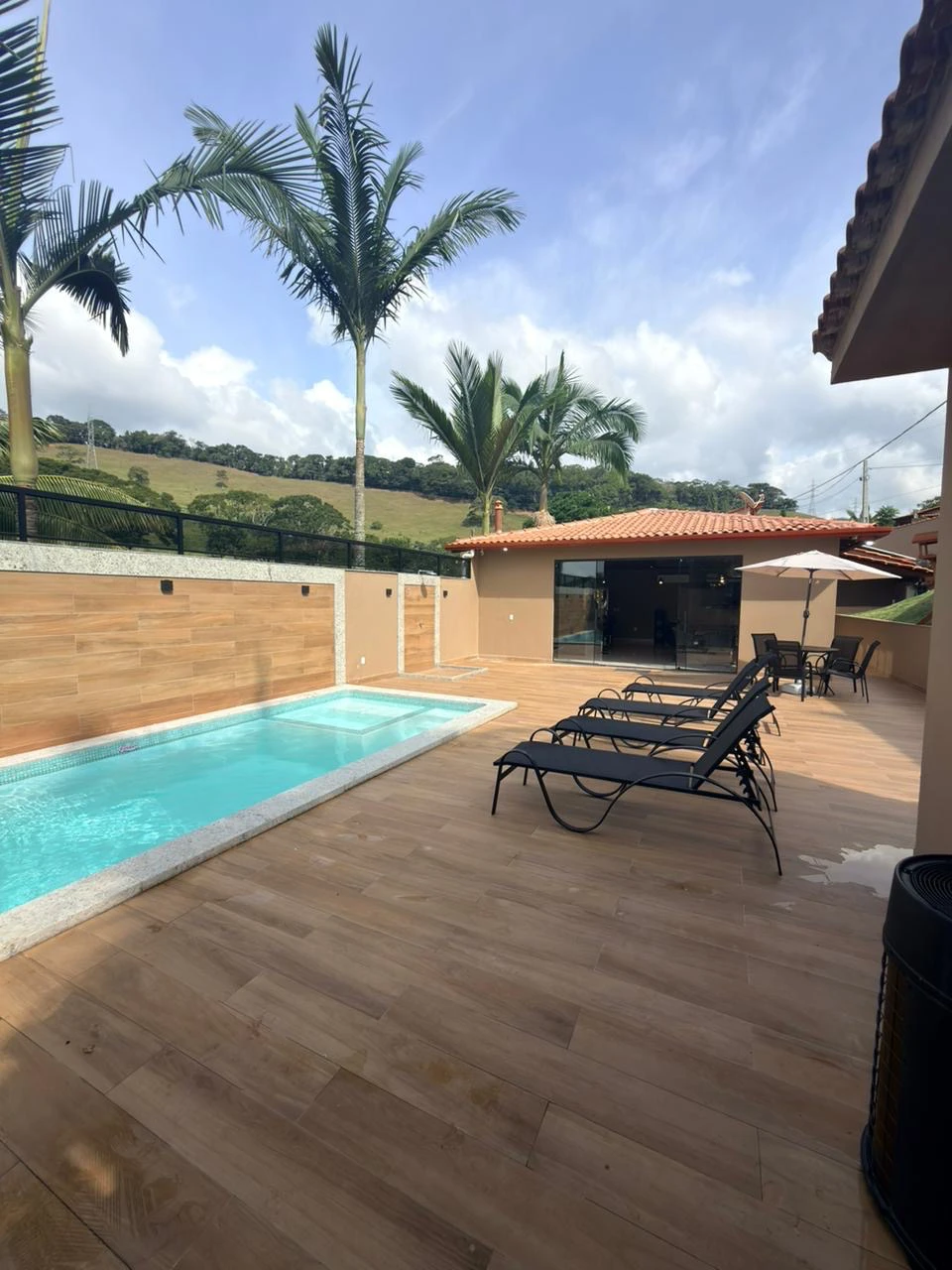 Imagem Casa com 3 Quartos à Venda, 500 m² em Domingos Martins - Domingos Martins