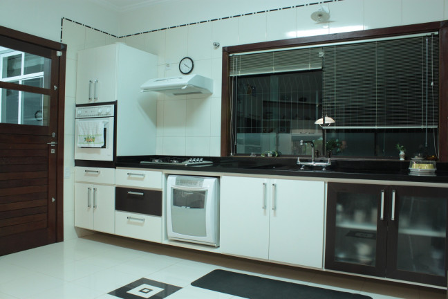 Imagem Casa com 3 Quartos à Venda, 500 m² em Village Mantiqueira - Guaratinguetá