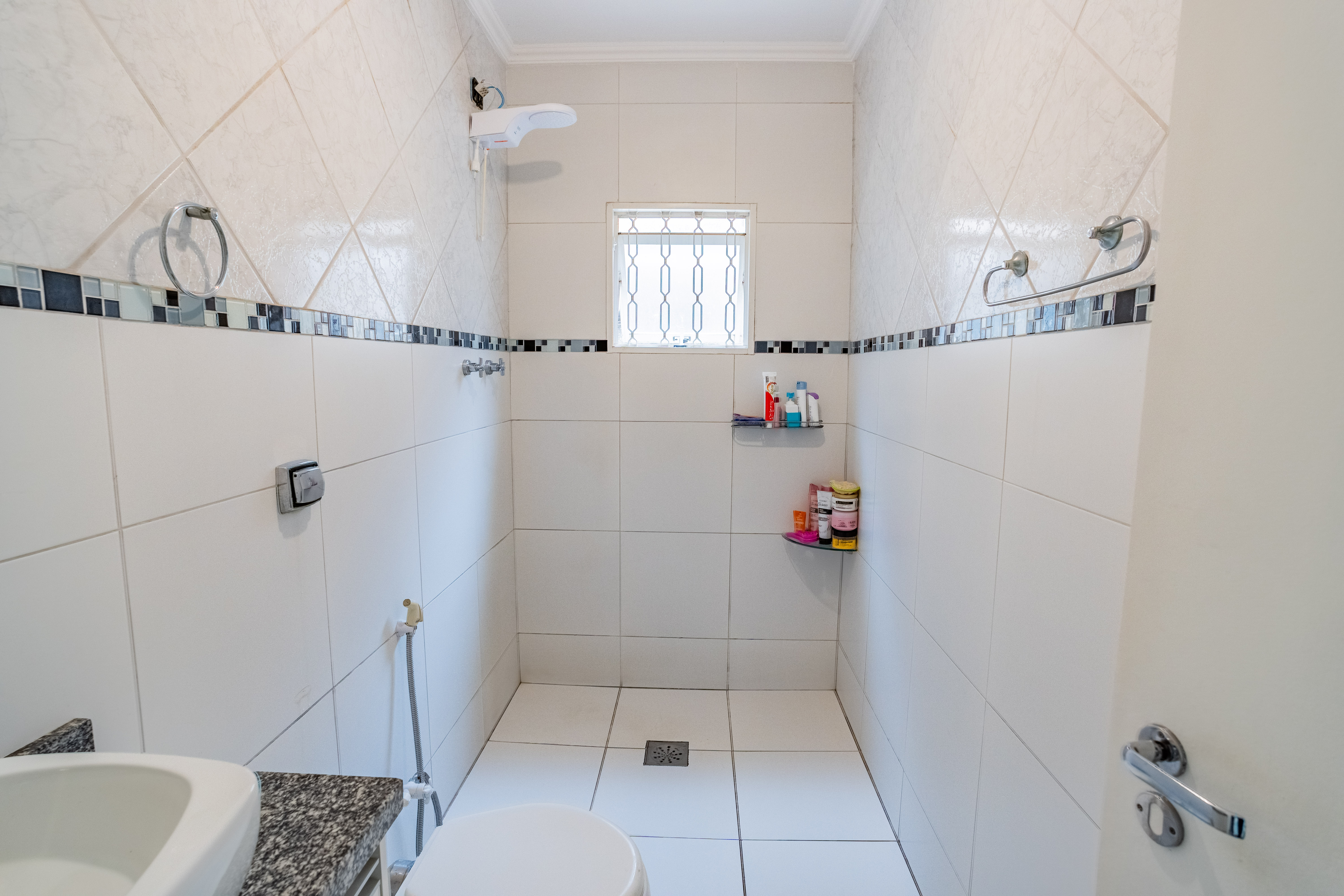 Imagem Sobrado com 3 Quartos à Venda, 398 m² em Jardim Aeronave de Viracopos - Campinas