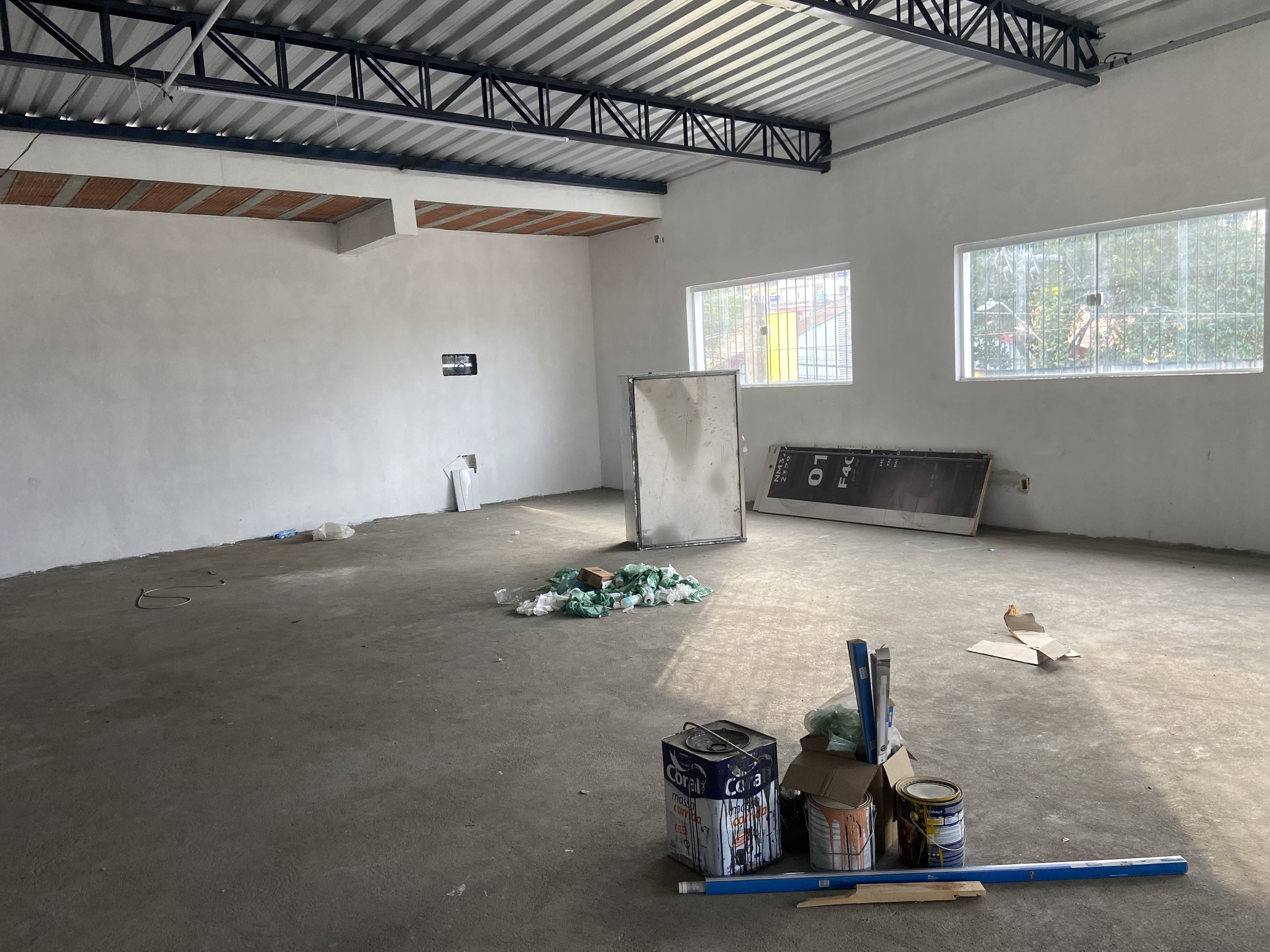 Imagem Vaga de Garagem à Venda ou Locação, 328 m²em São Pedro - Osasco