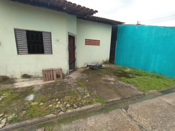 Casa com 2 Quartos à Venda,  em Icuí-Guajará - Ananindeua