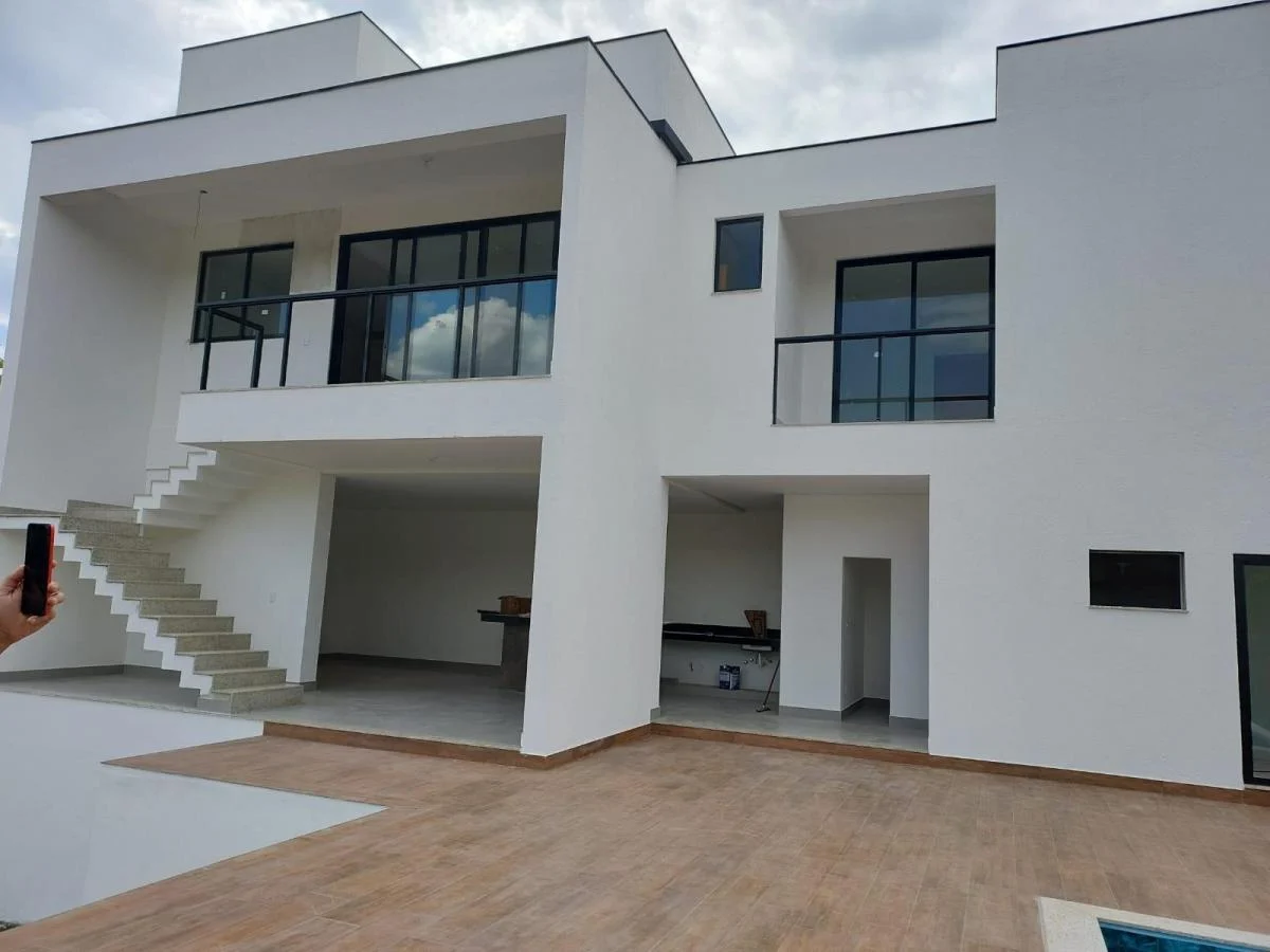 Imagem Casa de Condomínio com 4 Quartos à Venda, 302 m²em Novo Santos Dumont - Lagoa Santa