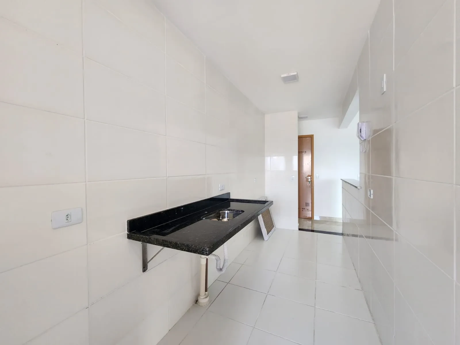 Imagem Apartamento com 2 Quartos à Venda, 8000 metro em Caiçara - Praia Grande