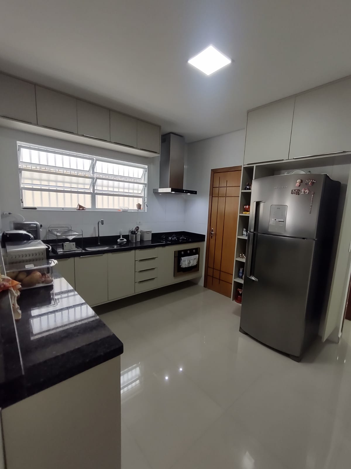 Foto do imóvel: Casa com 3 Quartos à Venda, 160 m²em Campo Grande - Santos