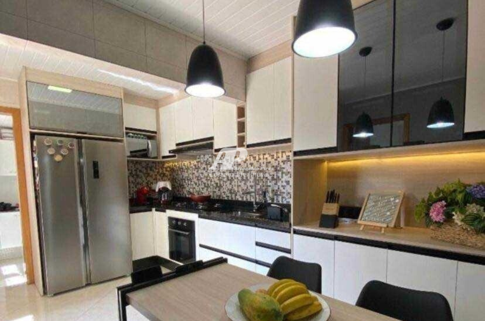 Imagem Casa com 4 Quartos à Venda, 168 m²em Nova Rússia - Ponta Grossa