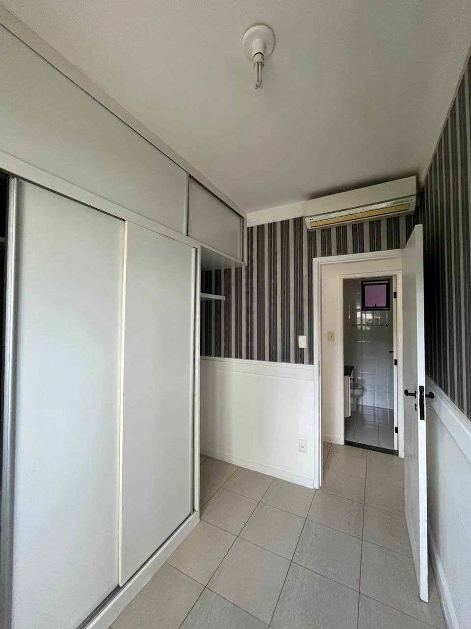 Imagem Apartamento com 2 Quartos à Venda, 60 m² em Brotas - Salvador