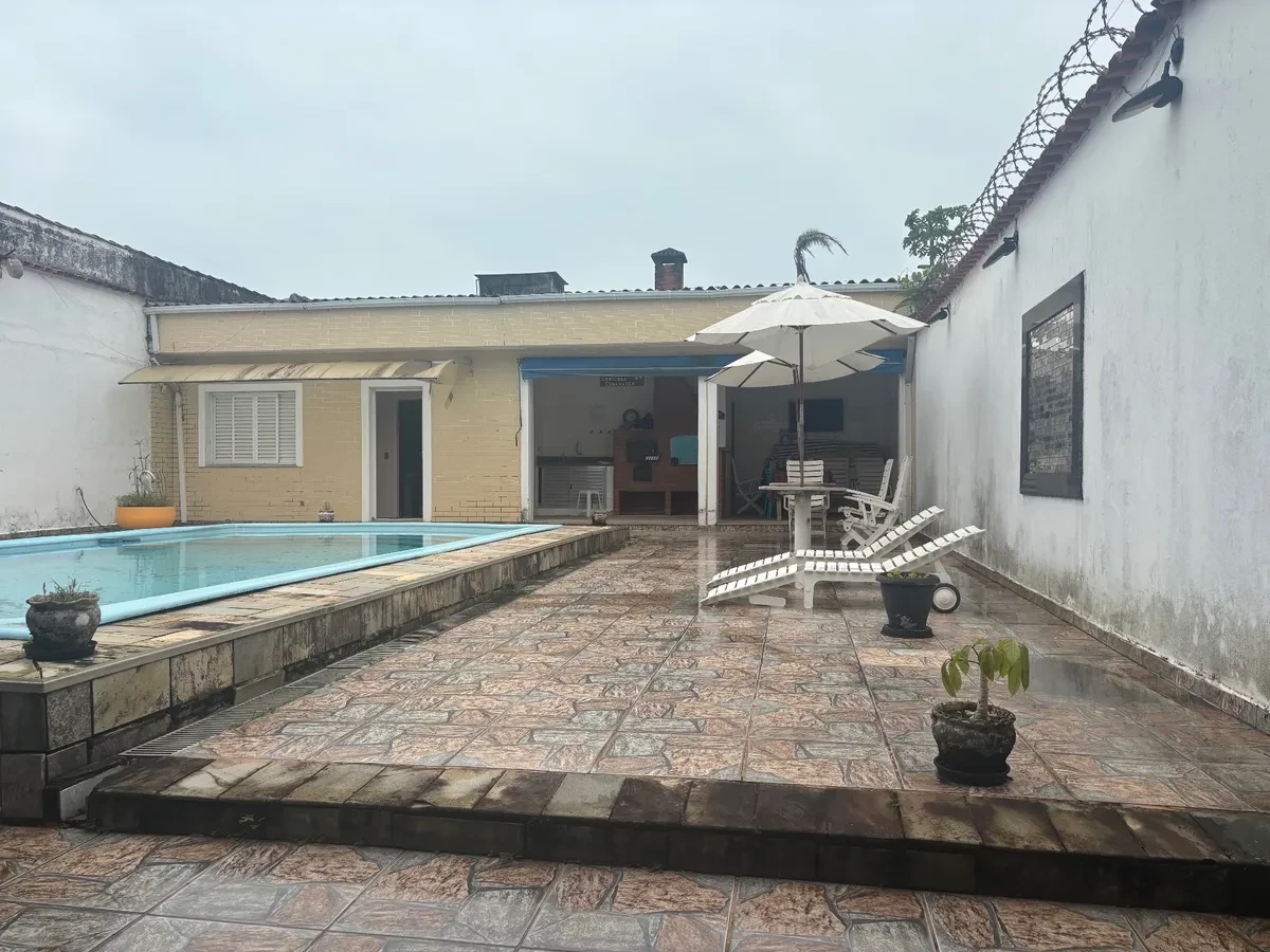 Imagem Casa com 3 Quartos à Venda, 560 m² em Flórida Mirim - Mongaguá