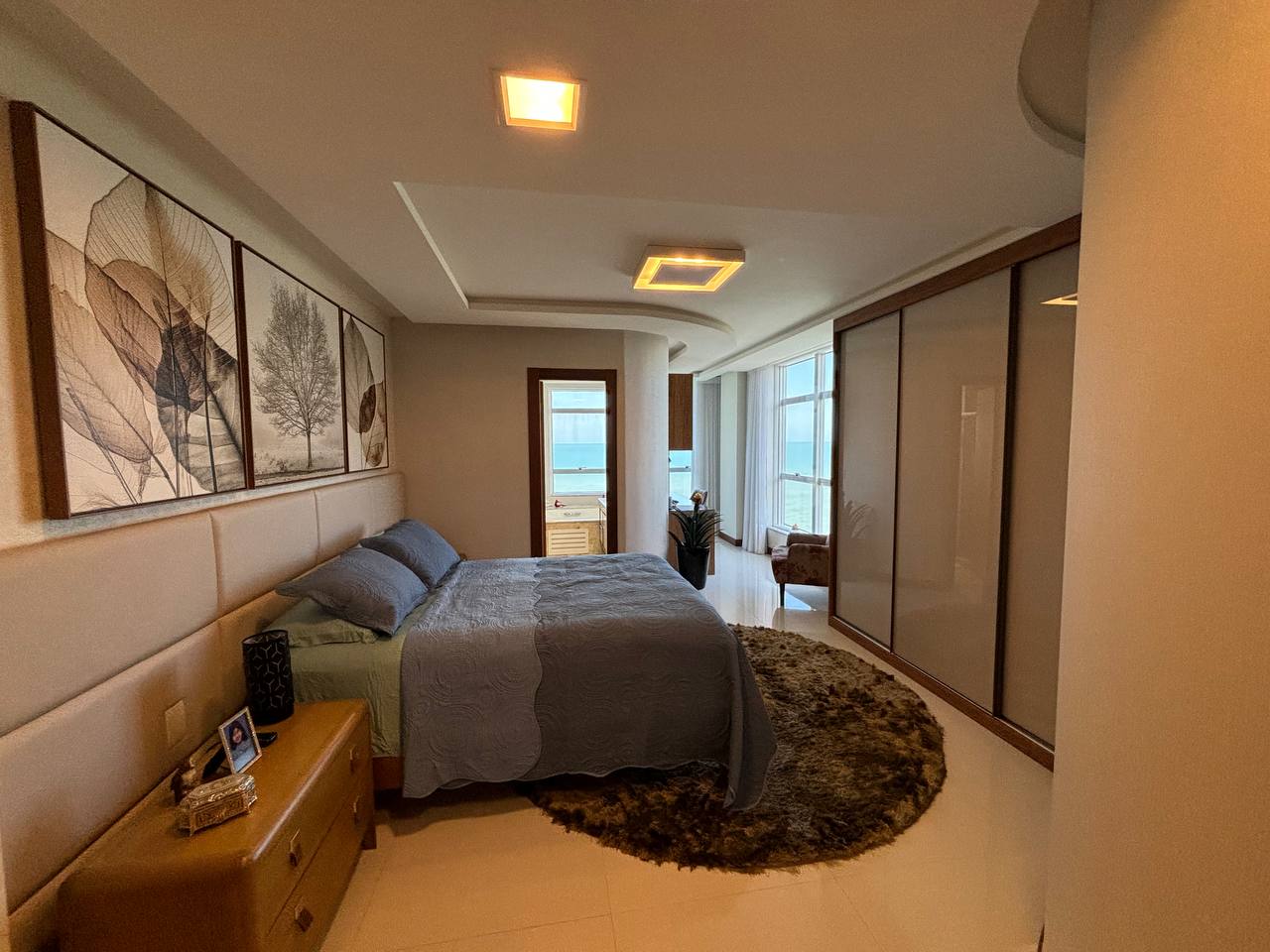 Imagem Apartamento com 4 Quartos à Venda, 211 m²em Centro - Guarapari