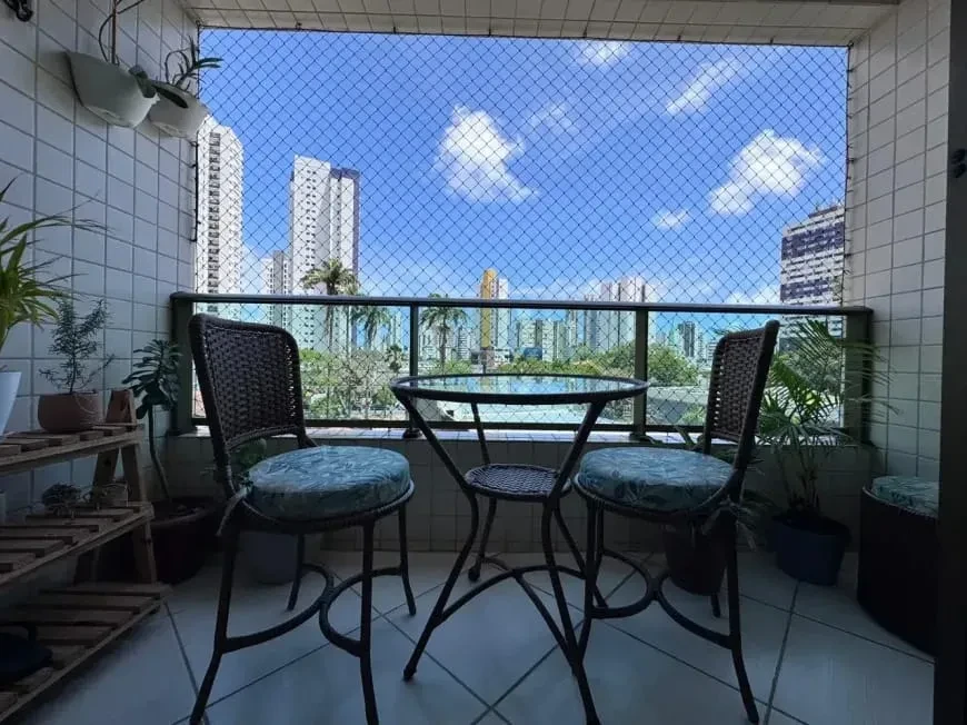 Apartamento com 4 Quartos à Venda, 91 m² em Madalena - Recife