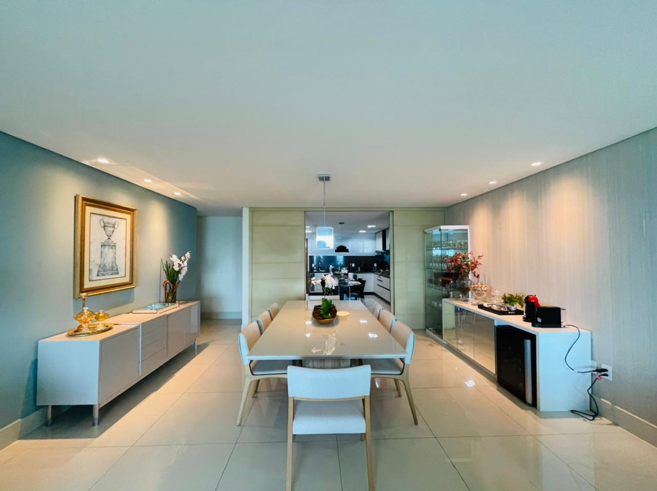 Imagem Apartamento com 3 Quartos à Venda, 250 m²em Areia Preta - Natal