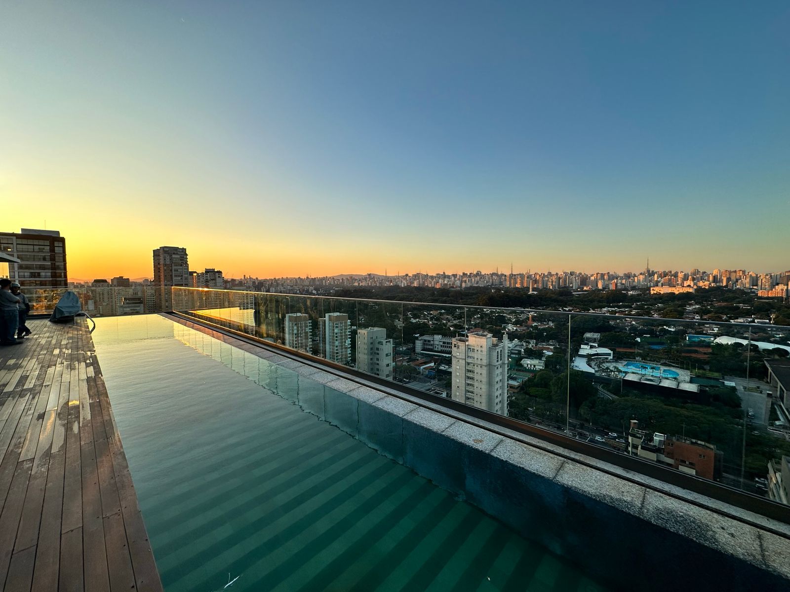 Apartamento com 1 Quarto para Alugar, 40 m²em Moema - São Paulo