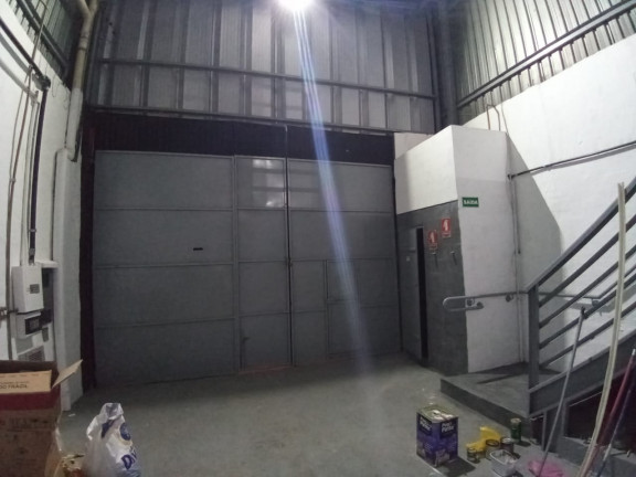 Imagem Galpão para Alugar, 200 m² em Vila Medeiros - São Paulo