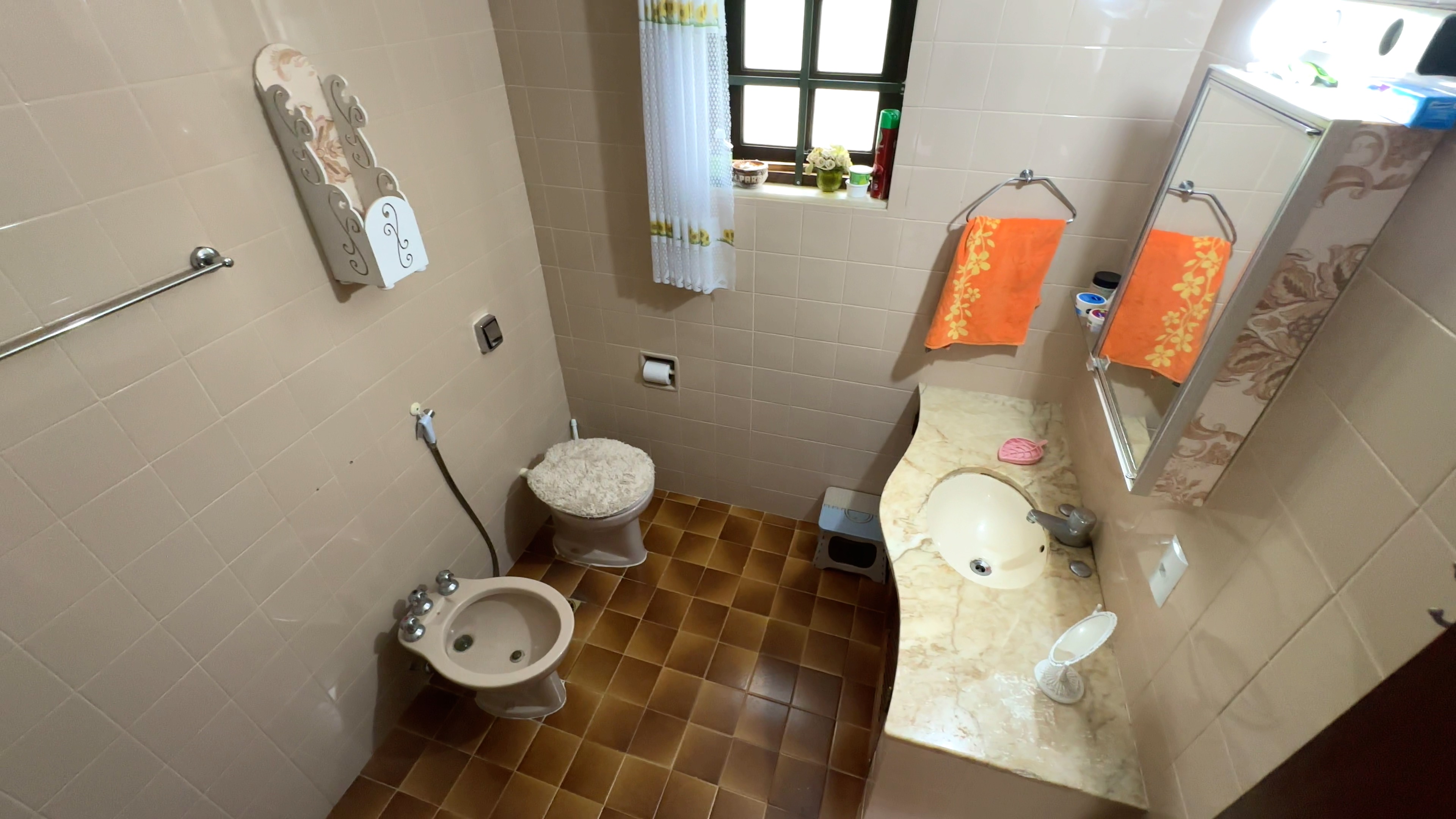 Foto do imóvel: Casa com 5 Quartos à Venda, 240 m² em Itaipava - Petrópolis