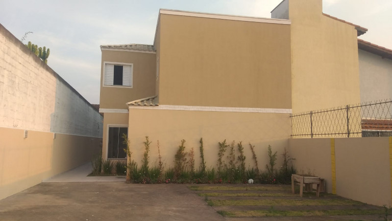 Imagem Casa de Condomínio com 2 Quartos à Venda, 65 m² em Vila Lavínia - Mogi das Cruzes