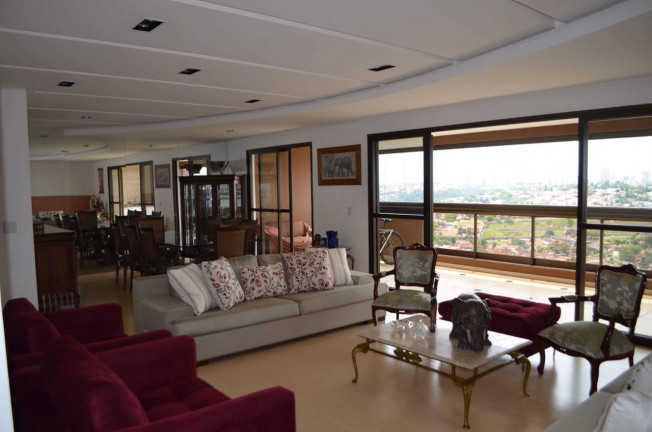 Apartamento com 4 Quartos à Venda, 212 m² em Jardim Do Lago - Londrina