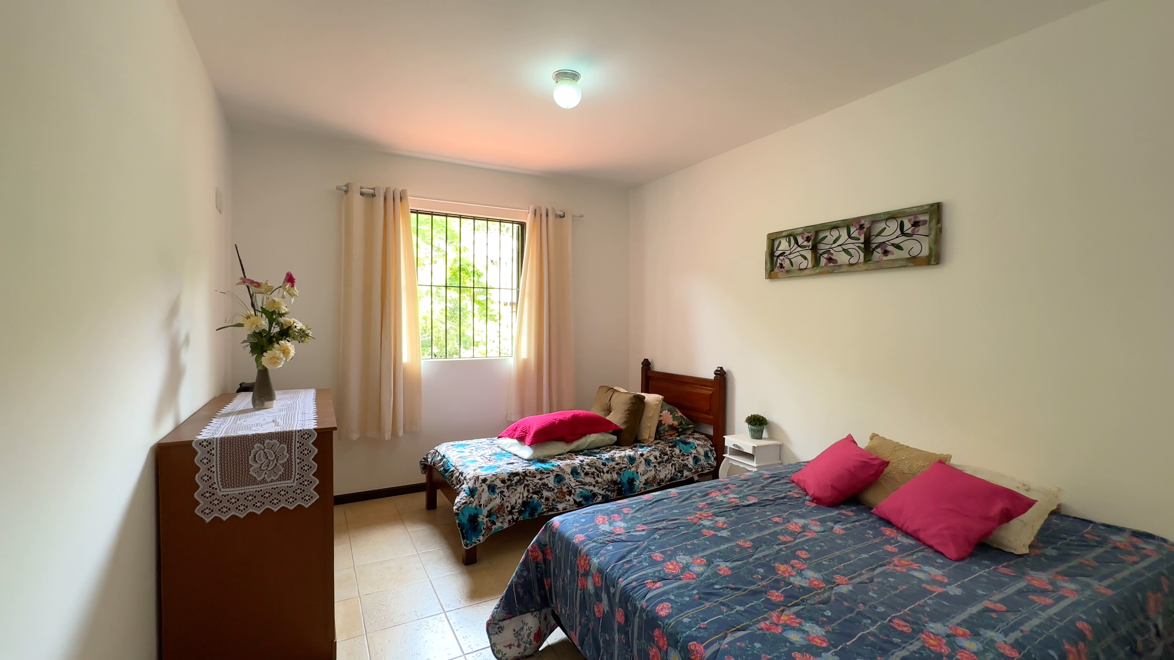 Foto do imóvel: Casa com 5 Quartos à Venda, 240 m² em Itaipava - Petrópolis