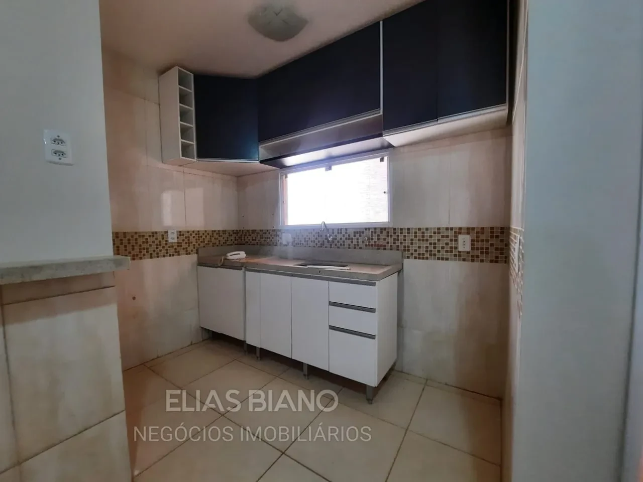 Imagem Casa de Condomínio com 3 Quartos à Venda, 122 m² em Residencial Florais do Planalto - Valparaíso de Goiás