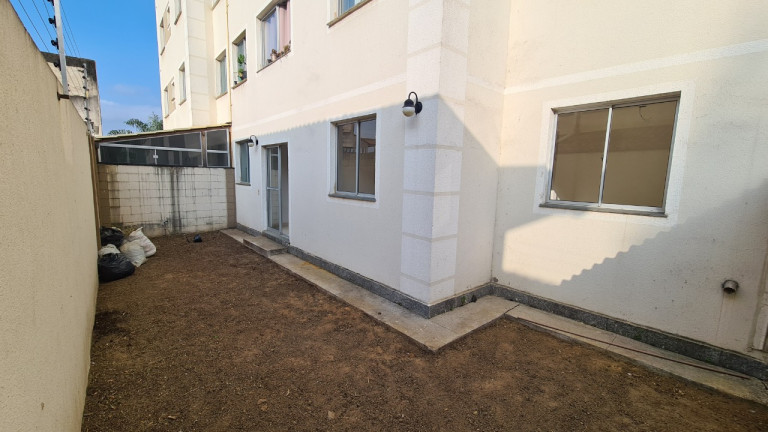 Apartamento com 2 Quartos à Venda,  em Santana - Cariacica