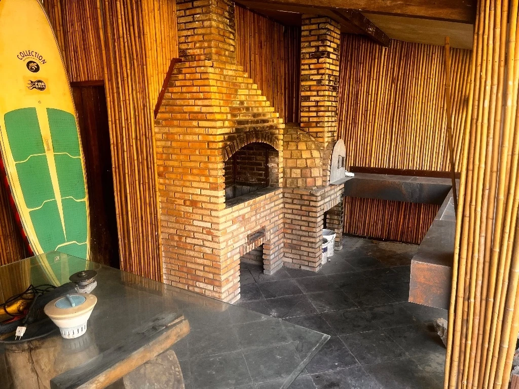 Imagem Casa com 6 Quartos à Venda, 1.050 m² em Pacheco - Caucaia