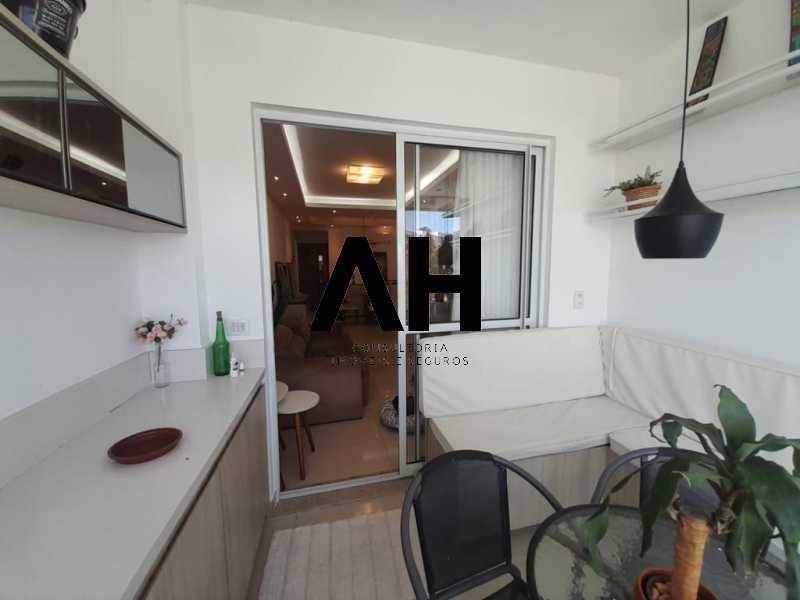 Imagem Apartamento com 3 Quartos à Venda, 105 m²em Camboinhas - Niterói
