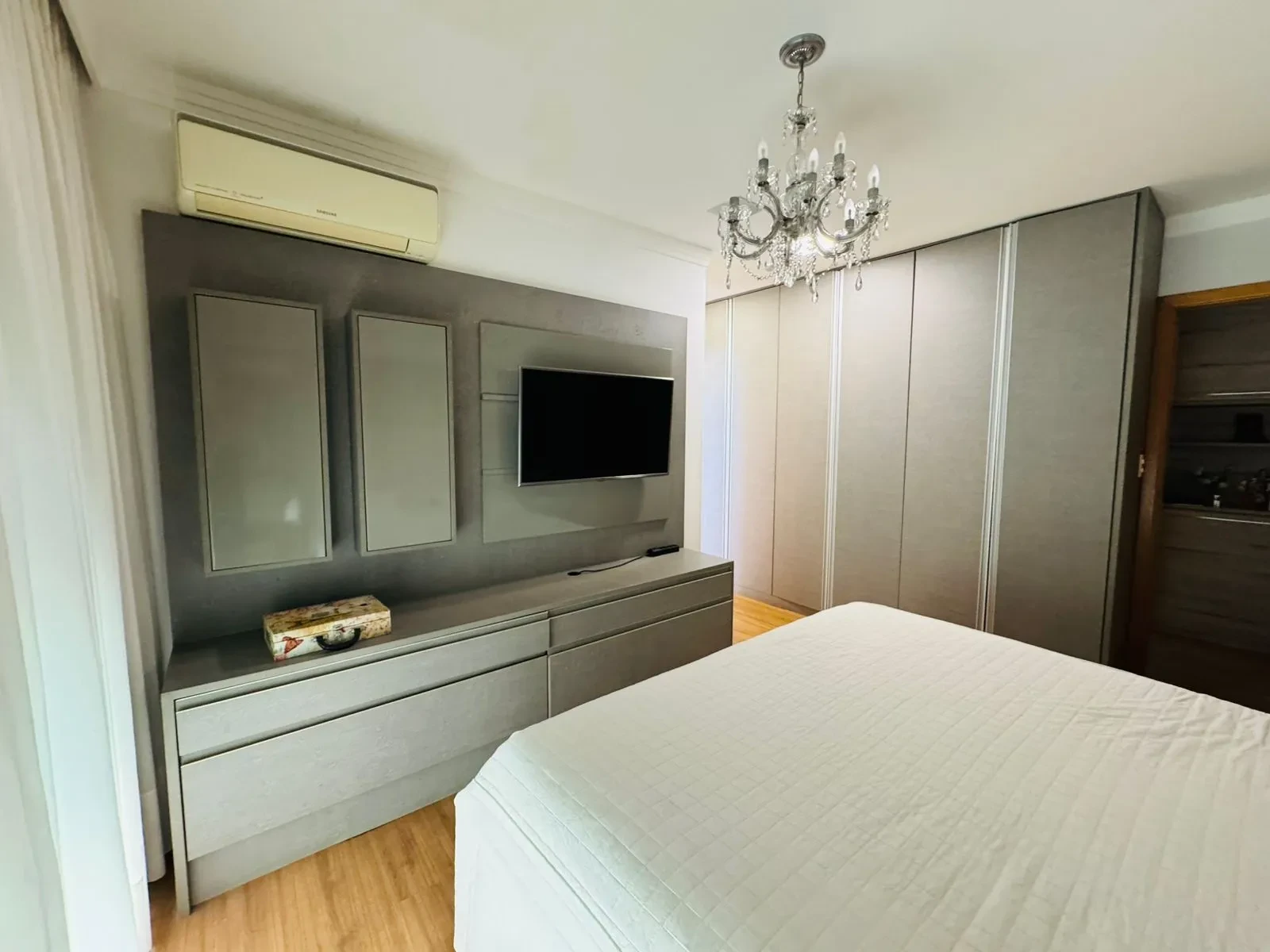 Imagem Apartamento com 3 Quartos para Alugar, 189 metros em Quilombo - Cuiabá
