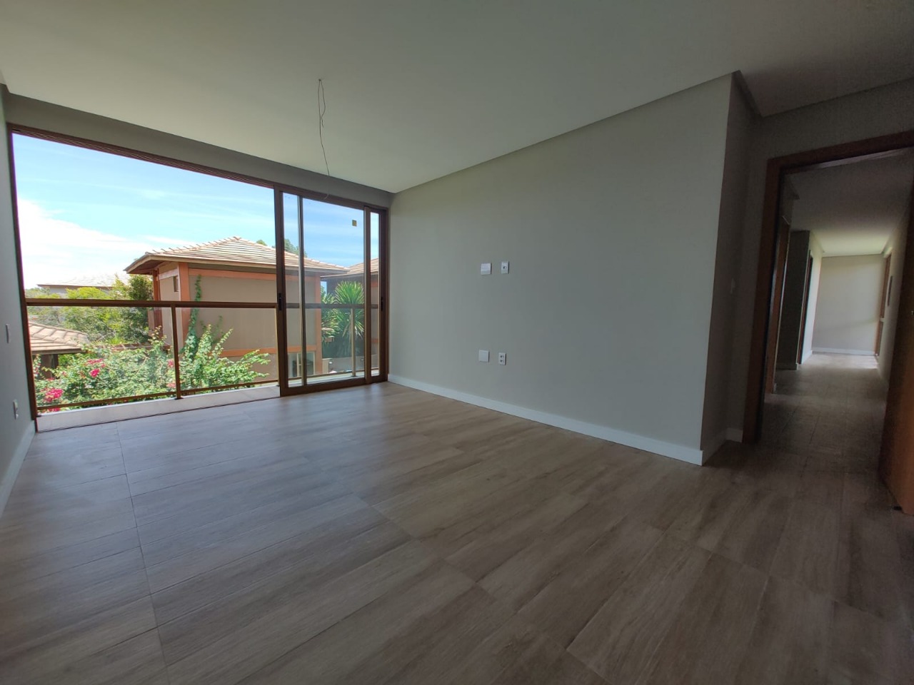 Imagem Casa de Condomínio com 5 Quartos à Venda, 375 m²em Praia do Forte - Mata de São João
