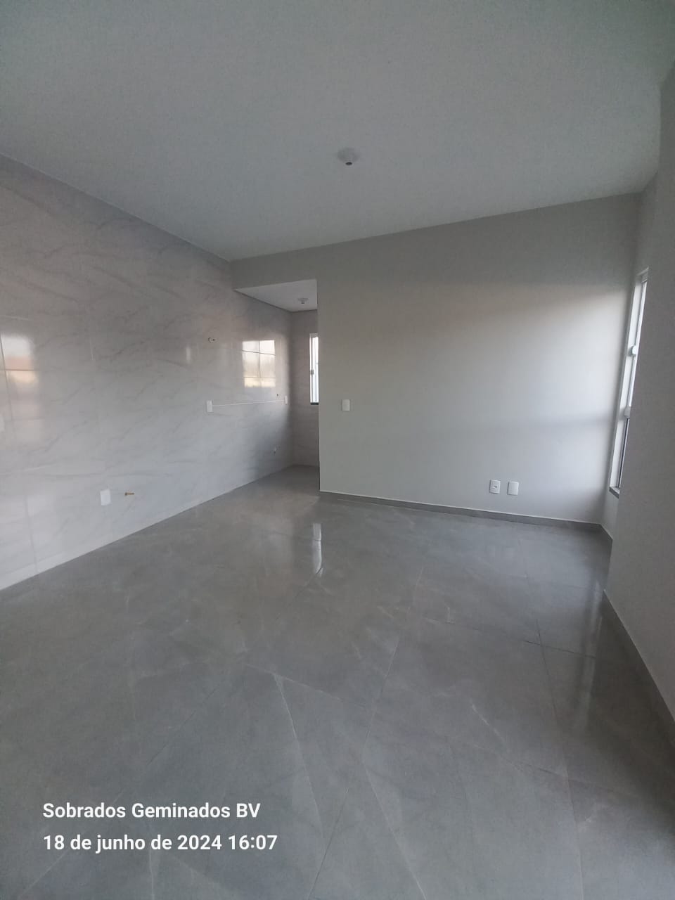 Imagem Sobrado com 2 Quartos à Venda, 65 m²em Quinta dos Açorianos  - Barra Velha