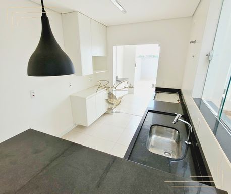 Imagem Casa com 2 Quartos à Venda, 180 m² em Vila Cidade Jardim - Botucatu