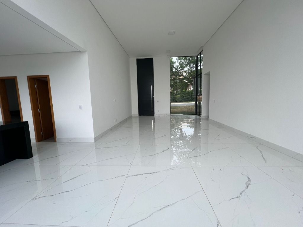 Foto do imóvel: Casa de Condomínio com 4 Quartos à Venda, 260 m² em Várzea - Lagoa Santa