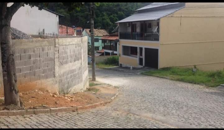 Imagem Terreno à Venda, 375 m²em Tribobó - São Gonçalo