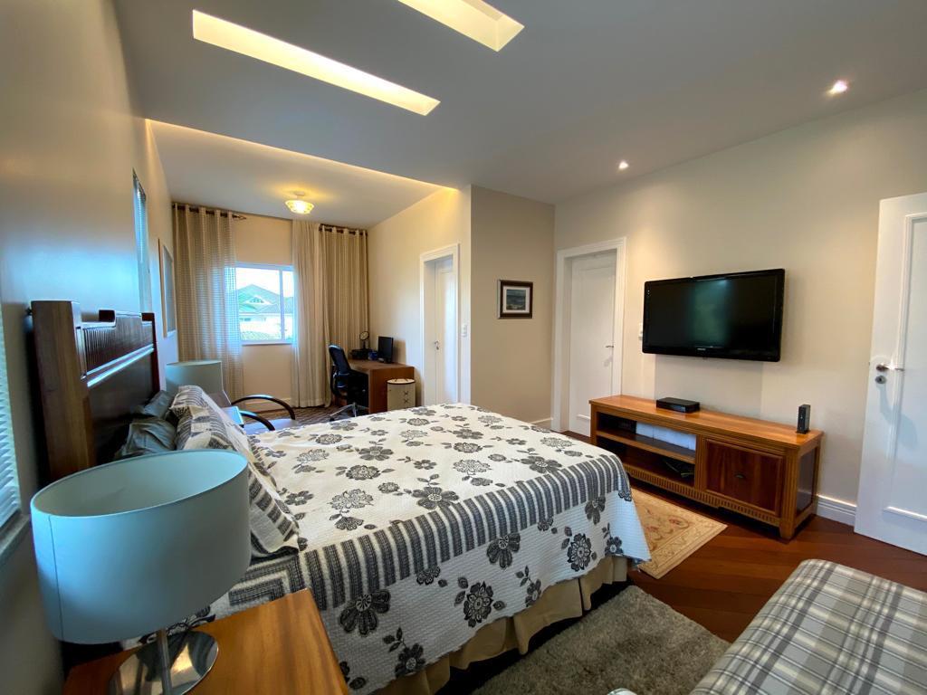 Foto do imóvel: Casa de Condomínio com 6 Quartos à Venda, 700 m² em Barra da Tijuca - Rio de Janeiro