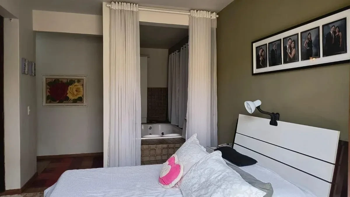 Imagem Casa com 4 Quartos à Venda, 420 m² em Chácaras Ana Lúcia - Embu das Artes