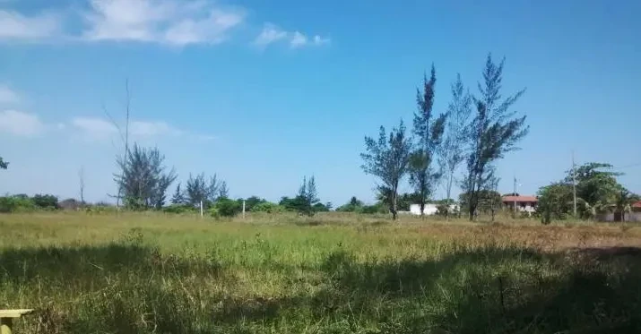 Imagem Terreno à Venda, 8510 metros em Balneário (Praia Seca) - Araruama