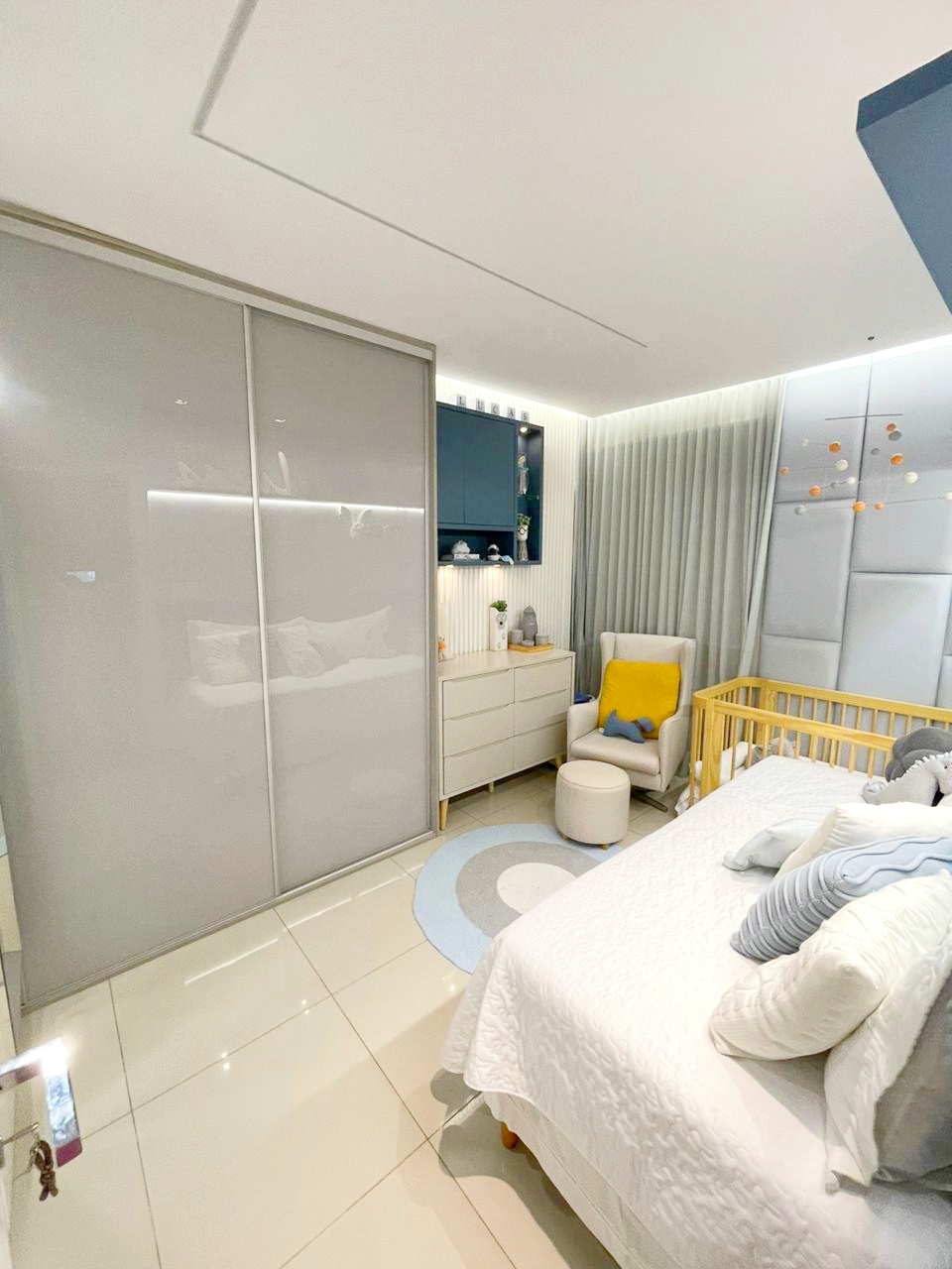 Imagem Apartamento com 3 Quartos à Venda, 119 m²em São Cristóvão - Teresina