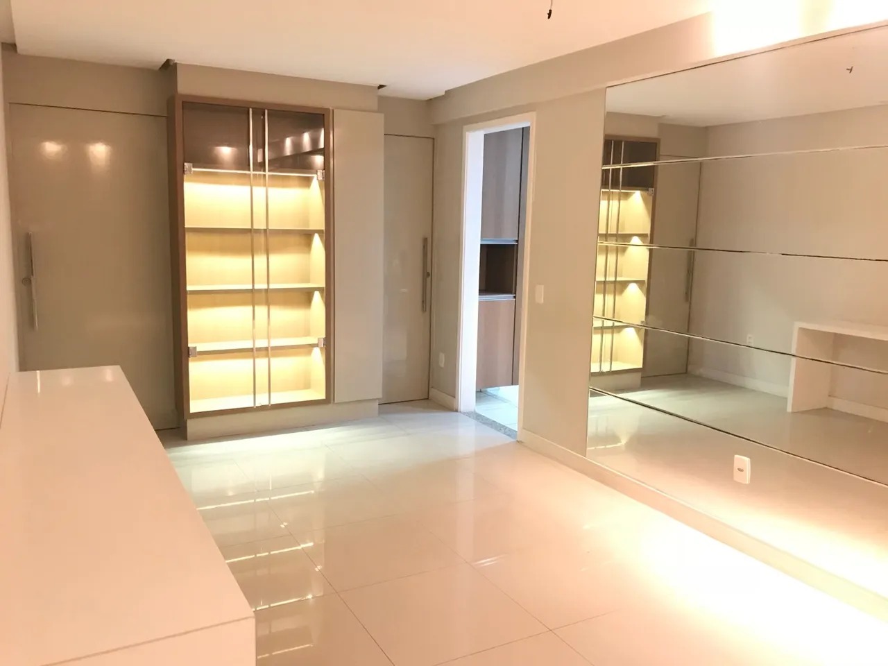 Foto do imóvel: Apartamento com 3 Quartos à Venda, 106 m²em Mucuripe - Fortaleza
