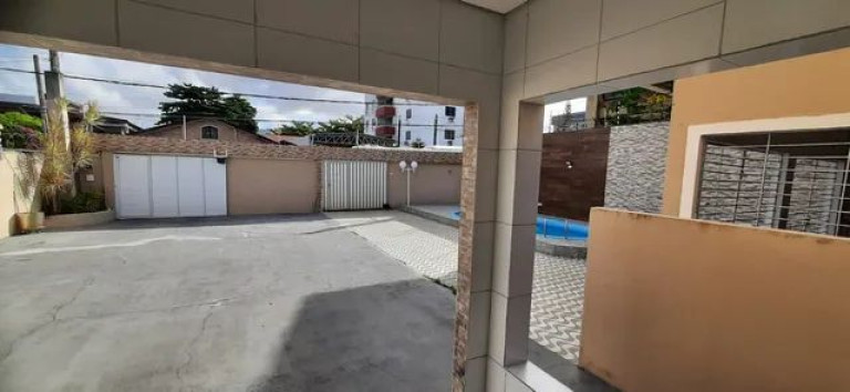 Imagem Casa com 4 Quartos à Venda, 248 m² em Piedade - Jaboatão dos Guararapes