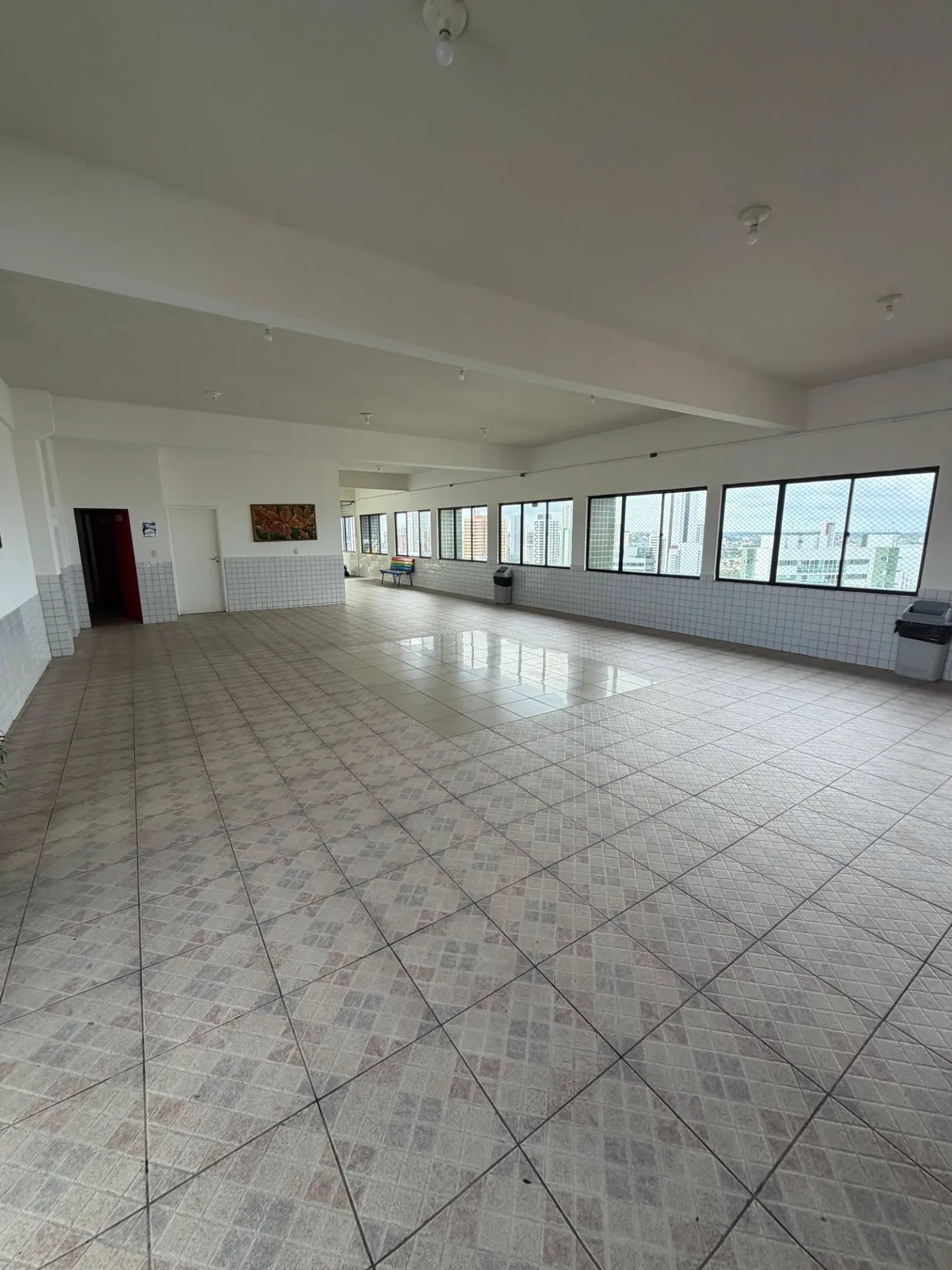 Imagem Apartamento com 3 Quartos à Venda, 75 m² em Espinheiro - Recife