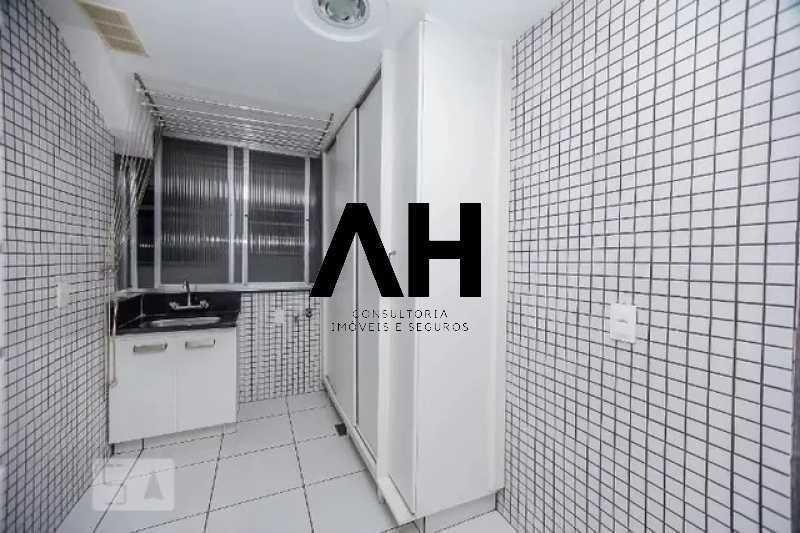 Imagem Apartamento com 2 Quartos à Venda, 70 m²em Icaraí - Niterói