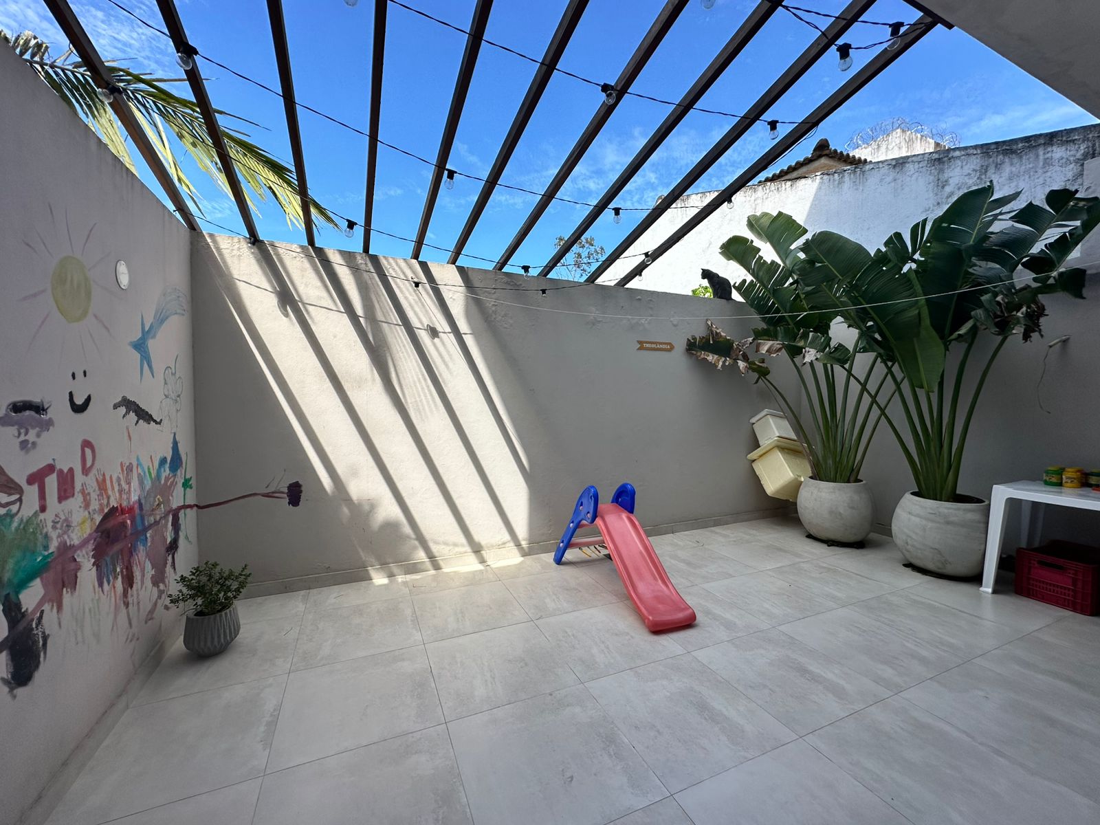 Imagem Casa com 4 Quartos à Venda ou Locação, 999 m² em Novo Horizonte - Macaé