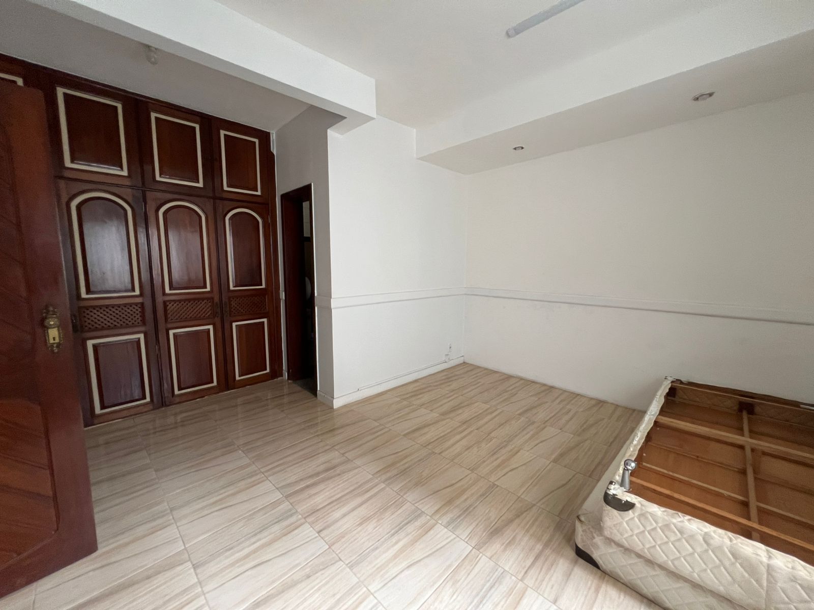 Imagem Casa com 4 Quartos para Alugar, 1 m² em Umarizal - Belém